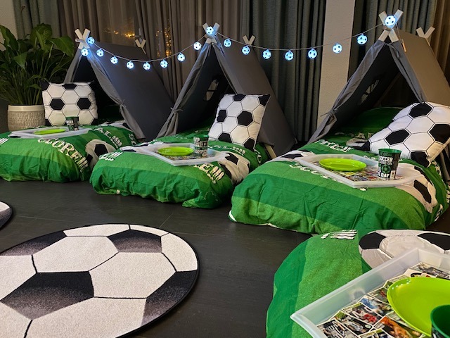 Voetbal feestje rotterdam